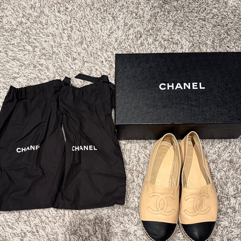 Chanel Beige And Black Espadrilles With Logo